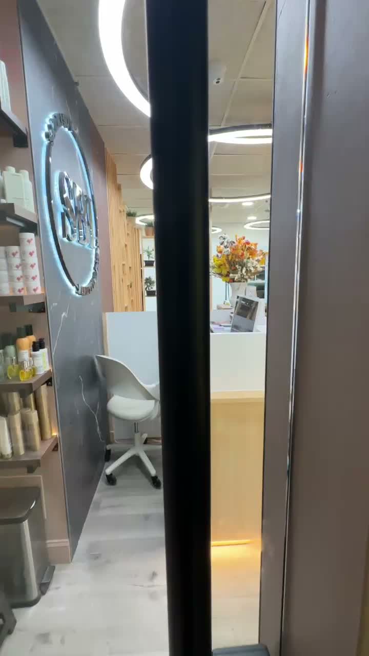 Salon tour