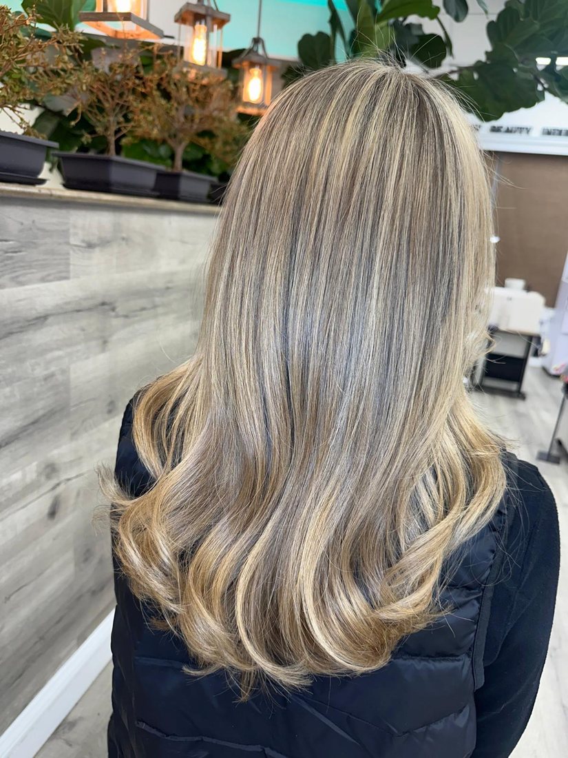 Hair colour