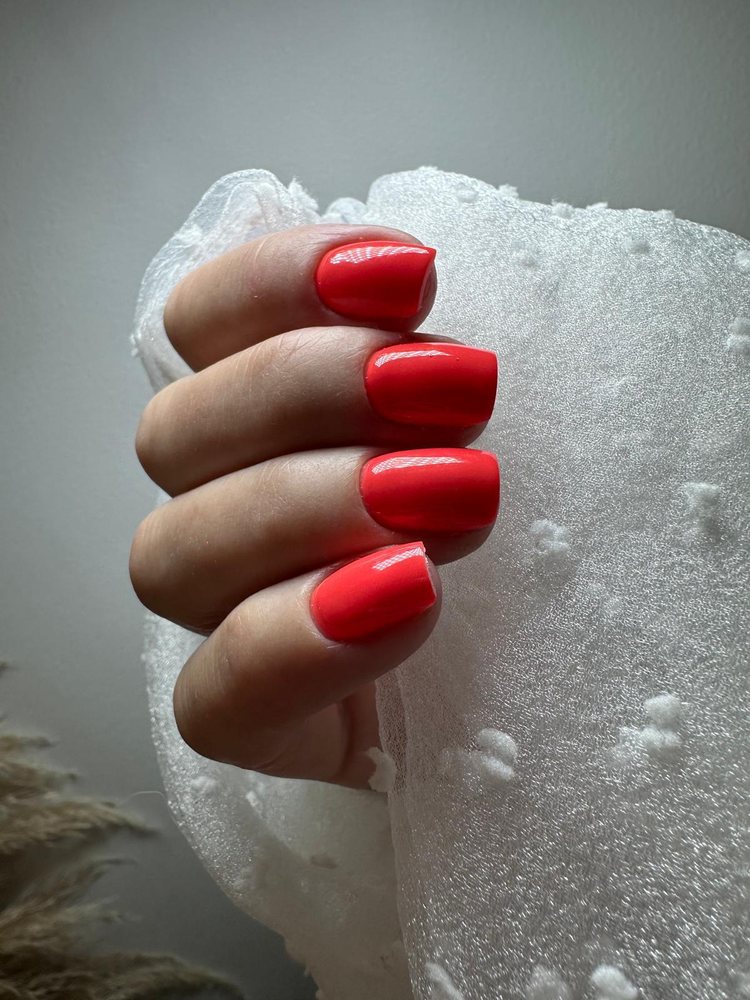 Classic red manicure