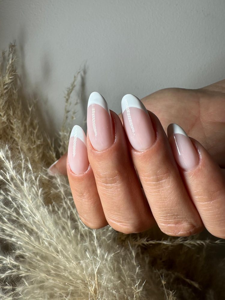 White french manicure